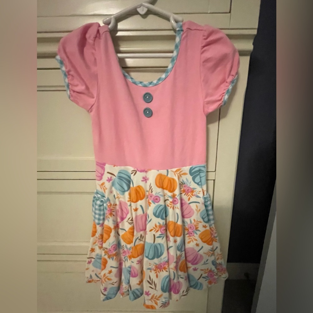 Eleanor Rose dress. Gently worn, never placed in the dryer. No stains, size 4-5